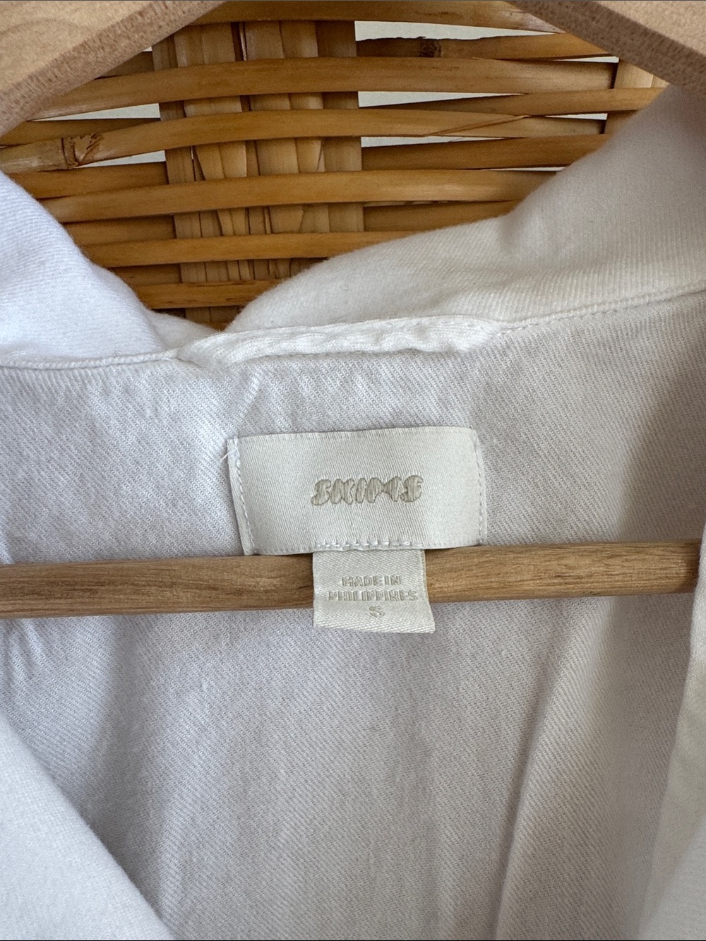 Skims Hotel Super soft size small EUC Classic White Button-Front Nightshirt - Picture 5 of 10